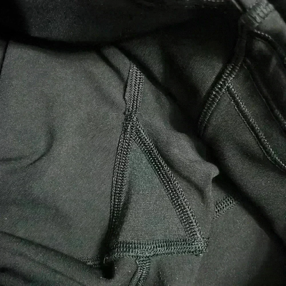 Lululemon black mesh legging